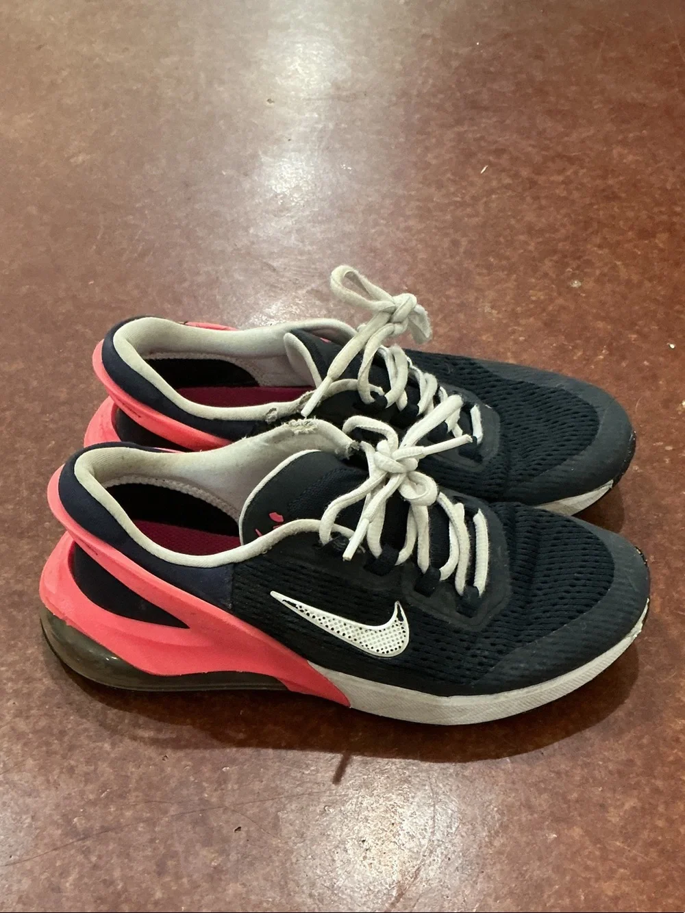 Nike Kids Black & Pink Mesh Sneaker